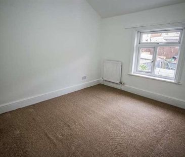 Lower Poole Road, Dursley, GL11 - Photo 3