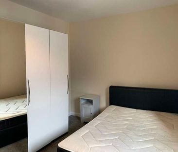 Primrose House, Hillsborough, Sheffield, S6 - Photo 4