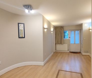 The Grove, London - Photo 1