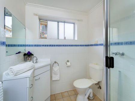 Open the Door to Timeless Elegance in Prestigious St Peters - Photo 3