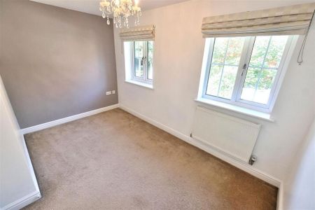 2 bedroom semi-detached house to rent - Photo 2