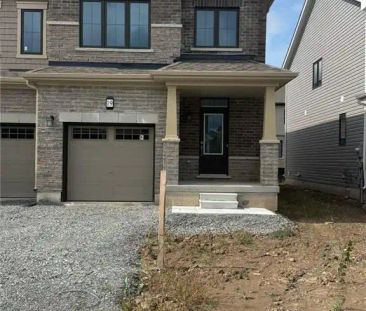 19 LEMON Avenue — 3 Bedroom - Photo 1
