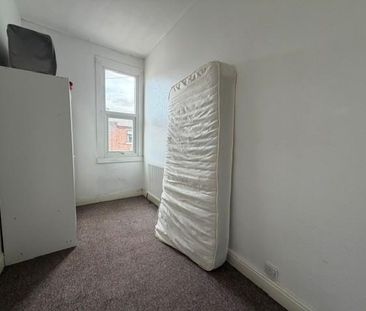 3 bedroom property to rent - Photo 6