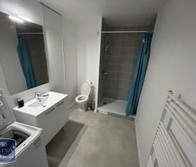 Location Appartement 2 pièces 47m² ROUBAIX 59100 - Photo 4