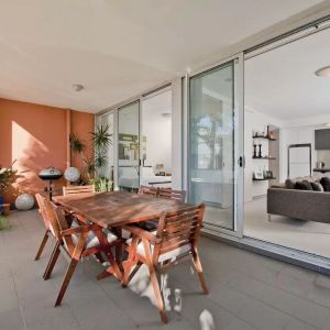 MGM MARTIN – ONE BEDROOM APARTMENT (TO BE FRESHLY PAINTED AND BRAND NEW CARPET TO BE INSTALLED) - Photo 3