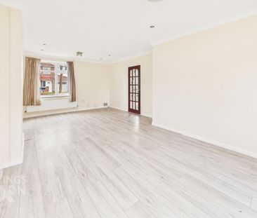 3 bedroom semi-detached house to rent - Photo 2