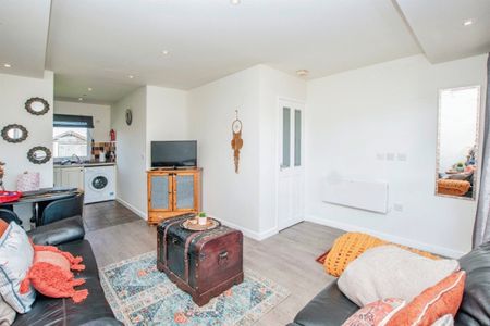 Mill Lane, Bacton, NORWICH - Photo 2
