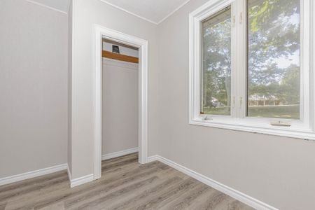 For Lease - 738 MOUNT PLEASANT Road, Brant, Ontario - Photo 2