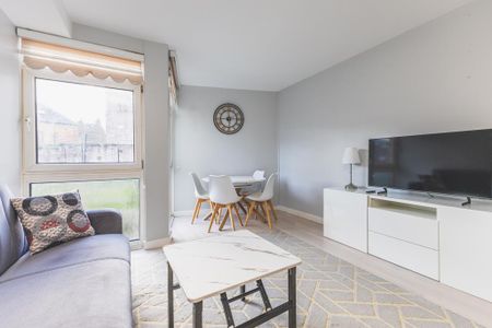 2 bedroom flat to rent - Photo 4