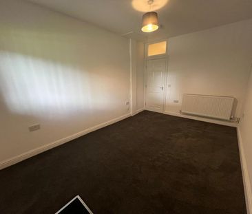 1 bedroom ground floor flat to rent - Photo 5
