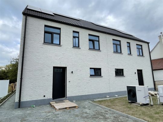 Huis te huur in Aalst - Photo 1