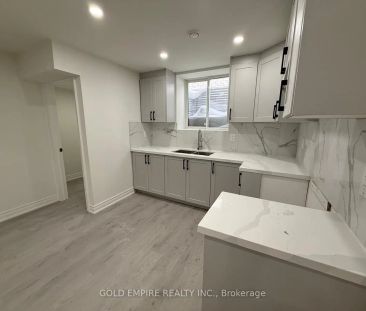 90 KNOTT Drive #LOWER - Photo 2