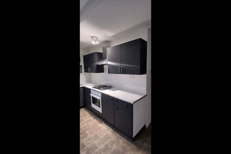 1 Bed Flat, The Drive, IG1 - Photo 4