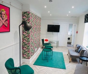 152 North Road East - Photo 6