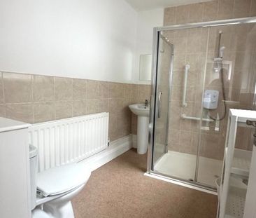 38 Benburb Street, Belfast BT12 6JG - Photo 2