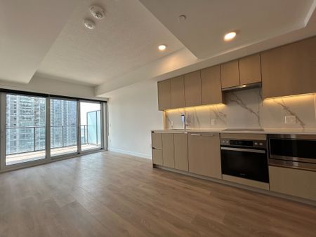 For Lease - 1 Concord CityPlace Way Unit# 1908, Toronto, Ontario - Photo 3