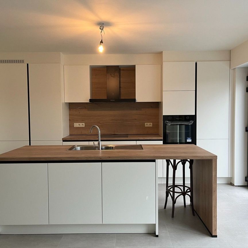 Twee moderne nieuwbouwwoningen met luxe afwerking! - Photo 1