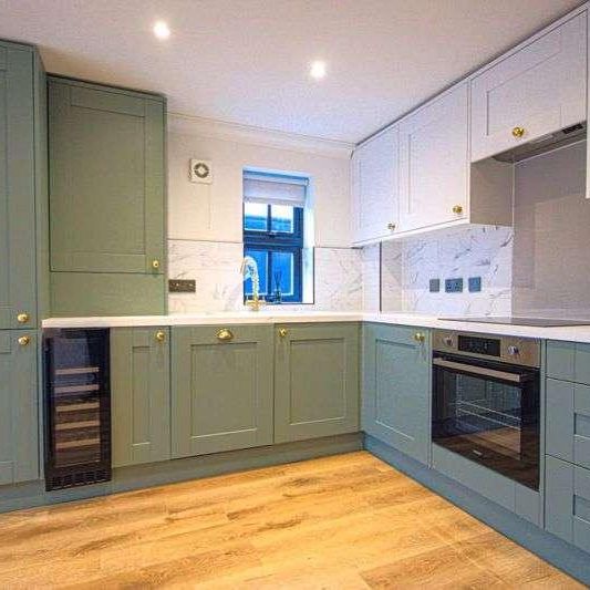 Mistleigh Court, Shorter Avenue, Shenfield, CM15 - Photo 1