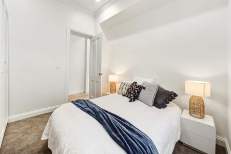 Beware city buzz lovers. Prepare for a quiet life. - Photo 3