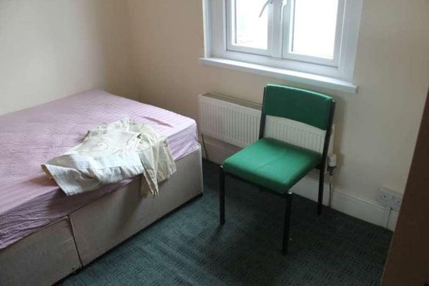 Monthermer Road, Roath, Cardiff, CF24 - Photo 1