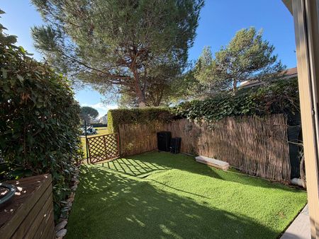 STUDIO avec jardin : "Les Jardins du Golf" avec PISCINE - Parking Privatif - Photo 4