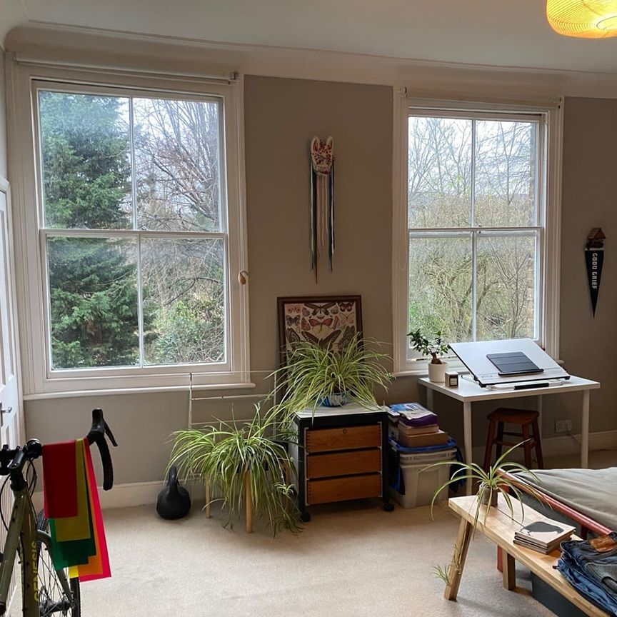 1 Bed Flat, Brockley, SE4 - Photo 1