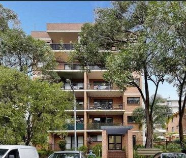 GREAT AND CONVENIENT LOCATION IN BRIGHTON LE SANDS - Photo 5