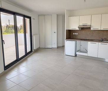 Location Appartement 2 pièces 44m² MONTPELLIER 34070 - Photo 2