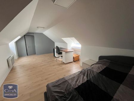 Location Appartement 4 pièces 106m² LILLE 59000 - Photo 3