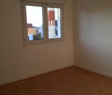 Location Appartement 2 pièces 51m² ORLEANS 45100 - Photo 2