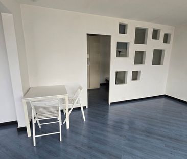 Appartement à louer 2 pièces • 47,10 m2 Paris 14 - Photo 1