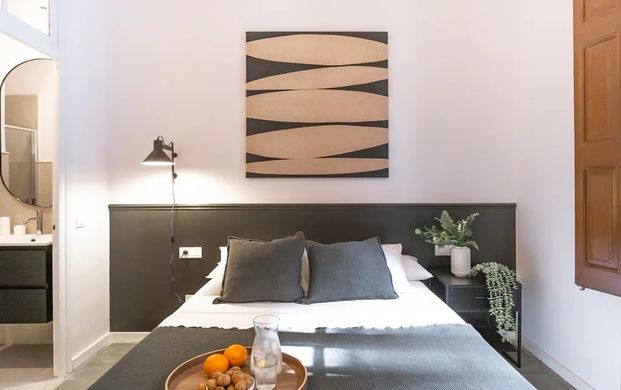 Carrer de lEscorial, Barcelona, Catalonia 08024 - Photo 1