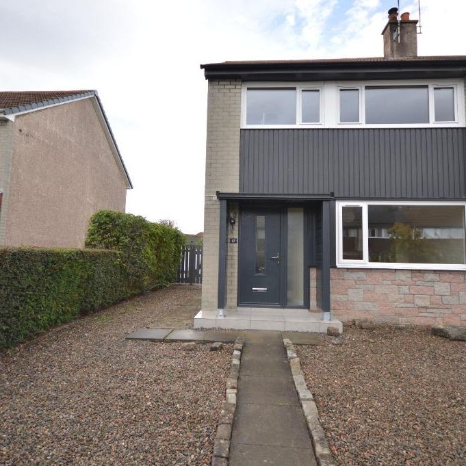 3 bedroom semi-detached house to rent - Photo 1