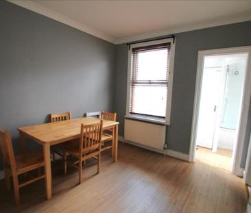 4 bedroom terraced house to rent - Photo 2