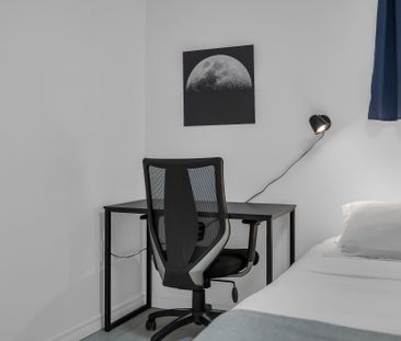 For Lease - 16 GOLDEN Boulevard Unit# 2, Welland, Ontario - Photo 1