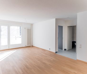 APPARTEMENT RENOVE AVEC BALCON ET ASCENSEUR - Photo 5