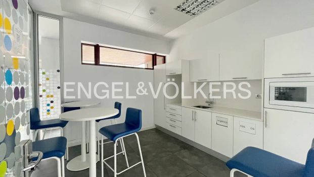 Apartamento de alquiler en Concepción Arenal, Cuatro Caminos - Plaza de la Cubela - Photo 1