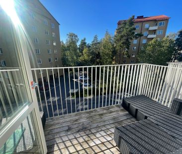 Russinvägen, Farsta - Photo 1