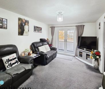 Hogg Lane, GRAYS - Photo 3