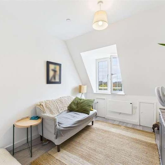 High Street, Maidenhead, Berkshire, SL6 - Photo 1