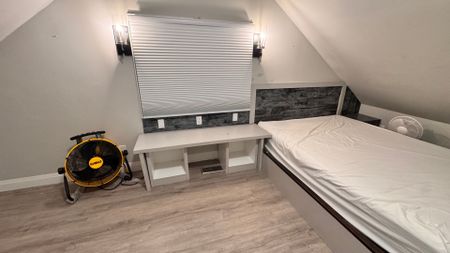 For Lease - 5745 Stanley Avenue Unit# Side upper, Niagara Falls, Ontario - Photo 4