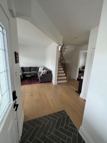 For Lease - 122 Laurendale Avenue, Georgina, Ontario - Photo 4