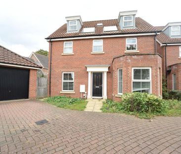 5 bedroom detached house to rent - Photo 1