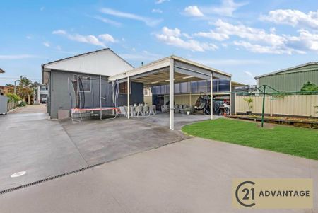 Family Home with Expansive Outdoor Entertaining - Photo 3