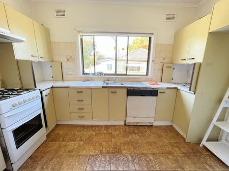 45 Elizabeth Street Granville - Photo 4