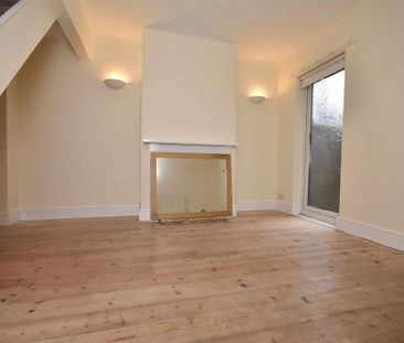 2 bedroom terraced house to rent - Photo 6