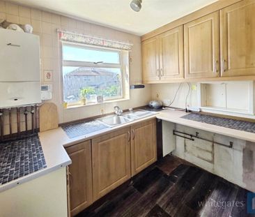 Manor Road, Soothill, Batley, WF17 - Photo 4