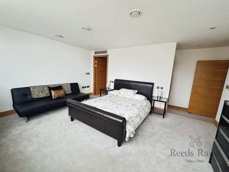 3 bedroom apartment to rent - Photo 4