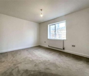 Eastwood Avenue, Ferndown, Dorset, BH22 - Photo 6