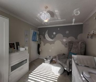 3 bedroom detached house to rent - Photo 5